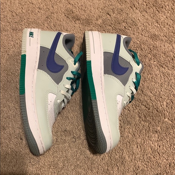 Nike Kids Sneakers - White, Gray, Green, Blue - Picture 5 of 6